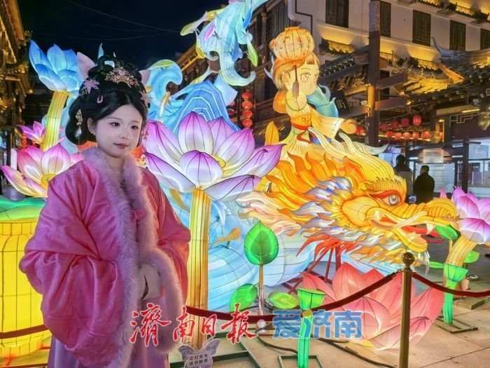 济南这里今晚亮灯，三大神仙灯组美到窒息