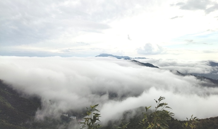 雨后跑马岭再现云海奇观