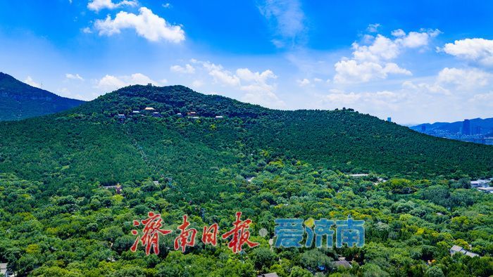 蓝天白云刷屏泉城，登高远眺CBD古今同框入画
