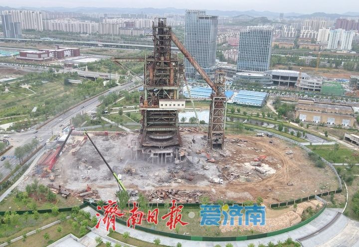 昔日“钢铁地标”将转型，济钢3200立方米高炉打造工业文化潮流打卡地