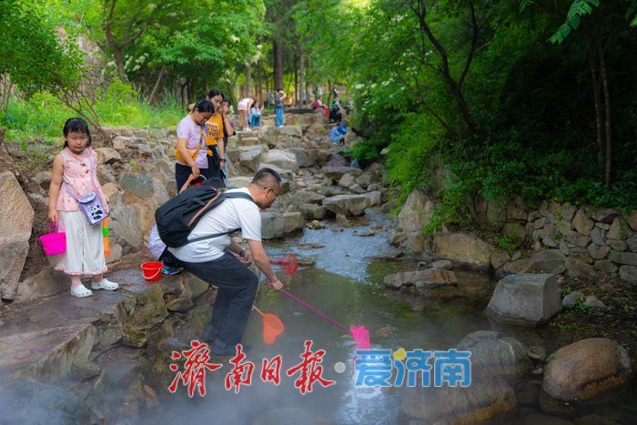 泉城初夏遇520，济南18℃花间溪谷，解锁浪漫约会新场景