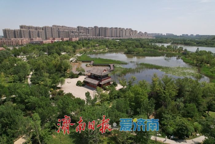 一年四季 泉在济南 
