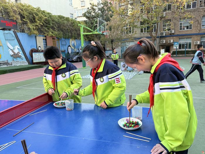 济南市纬二路小学校园科技节暨学校少年科学院成立仪式