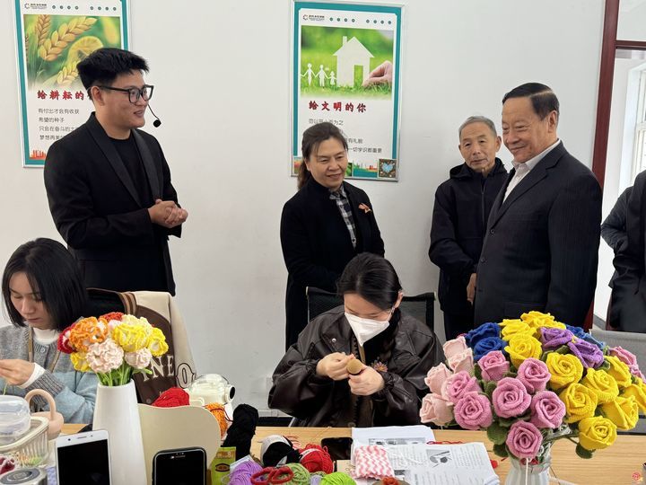 市民巡访团调研济南市残疾人工作