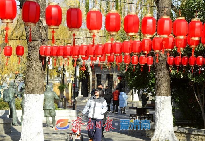 济南百花洲红红火火迎新年