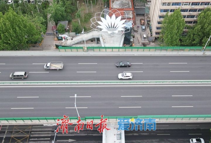 项目强省会｜“玉兰花”装饰造型亮相，二环东路新建过街天桥别具风格