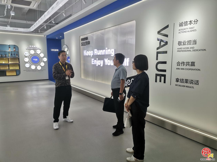 赴杭州精准招商 谋求电商发展新突破