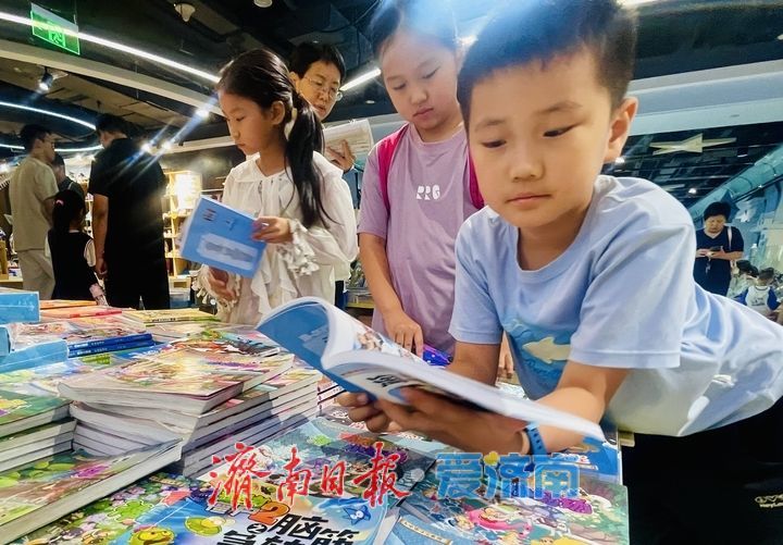 夏日书香浓，暑期阅读乐趣多