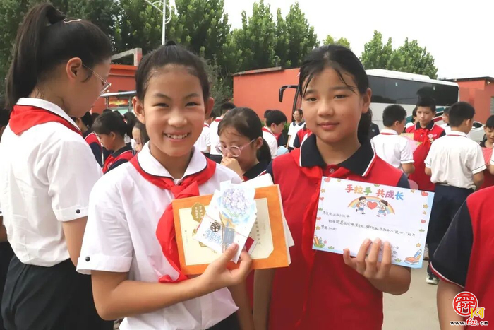 【和燕 手拉手】情牵黄河两岸 共育时代少年 ——济南市历下区燕山小学教育集团开展跨区域党团队共建活动