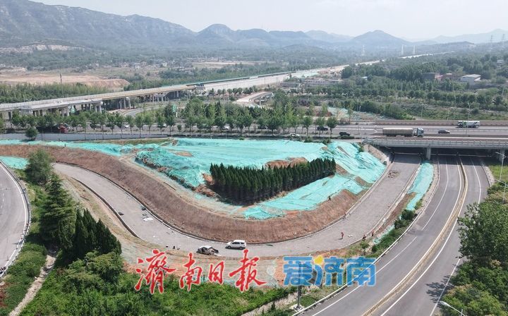配合G2001济南绕城高速改扩建工程，济南这处收费站封闭通行