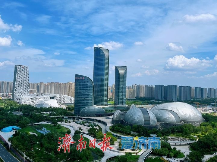 一年四季 泉在济南丨蓝天白云作“画布” 初秋济南尽显诗意画卷