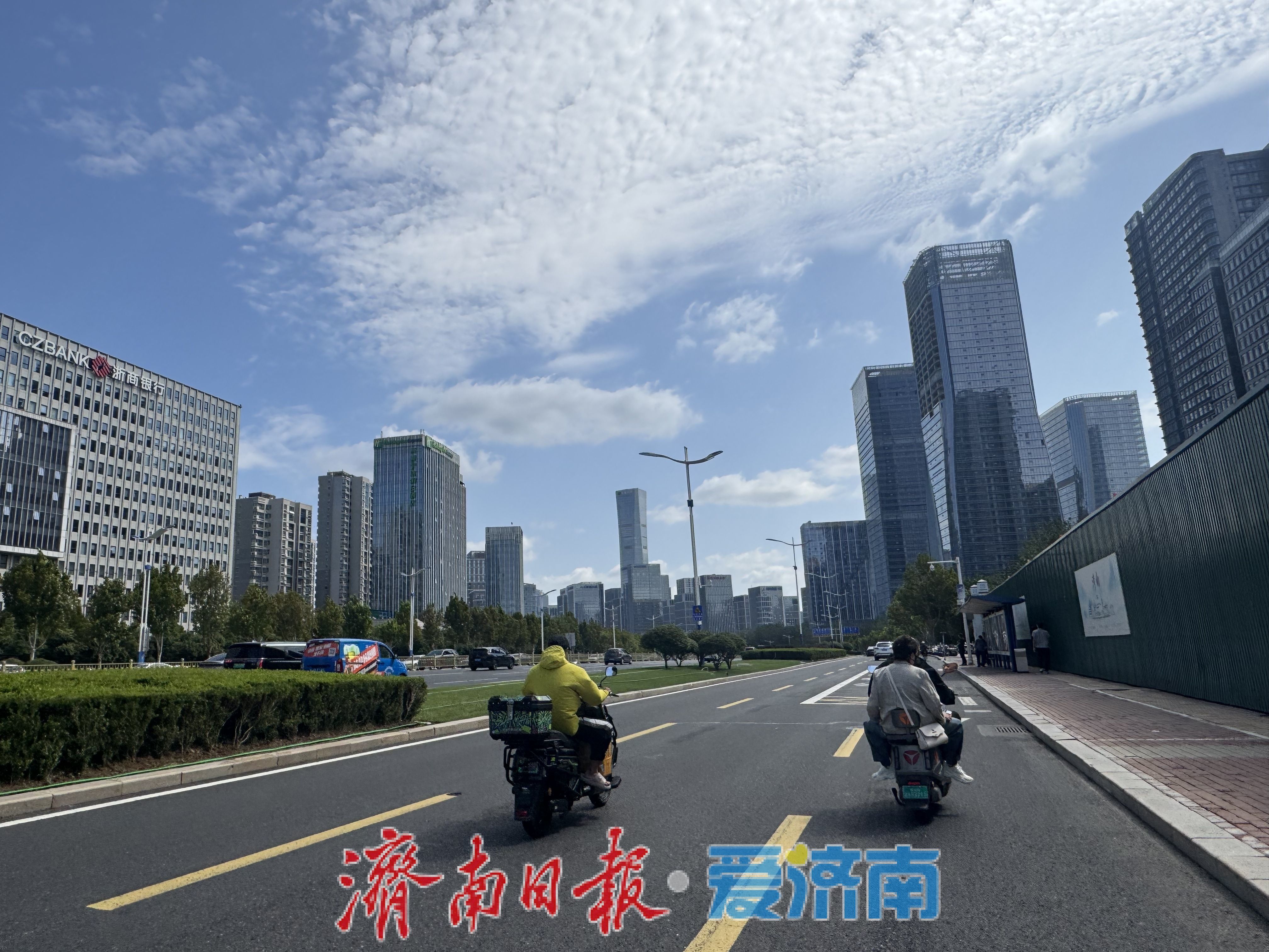 济南秋雨洗城 秋日画卷入眼来