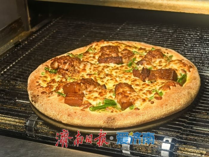 济南味道新叙事：从把子肉到跨界披萨的烟火与创新