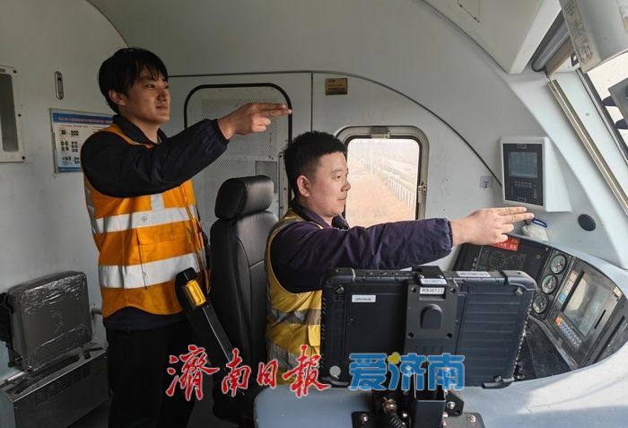 济南司机为华东25家电厂送去万吨“口粮”