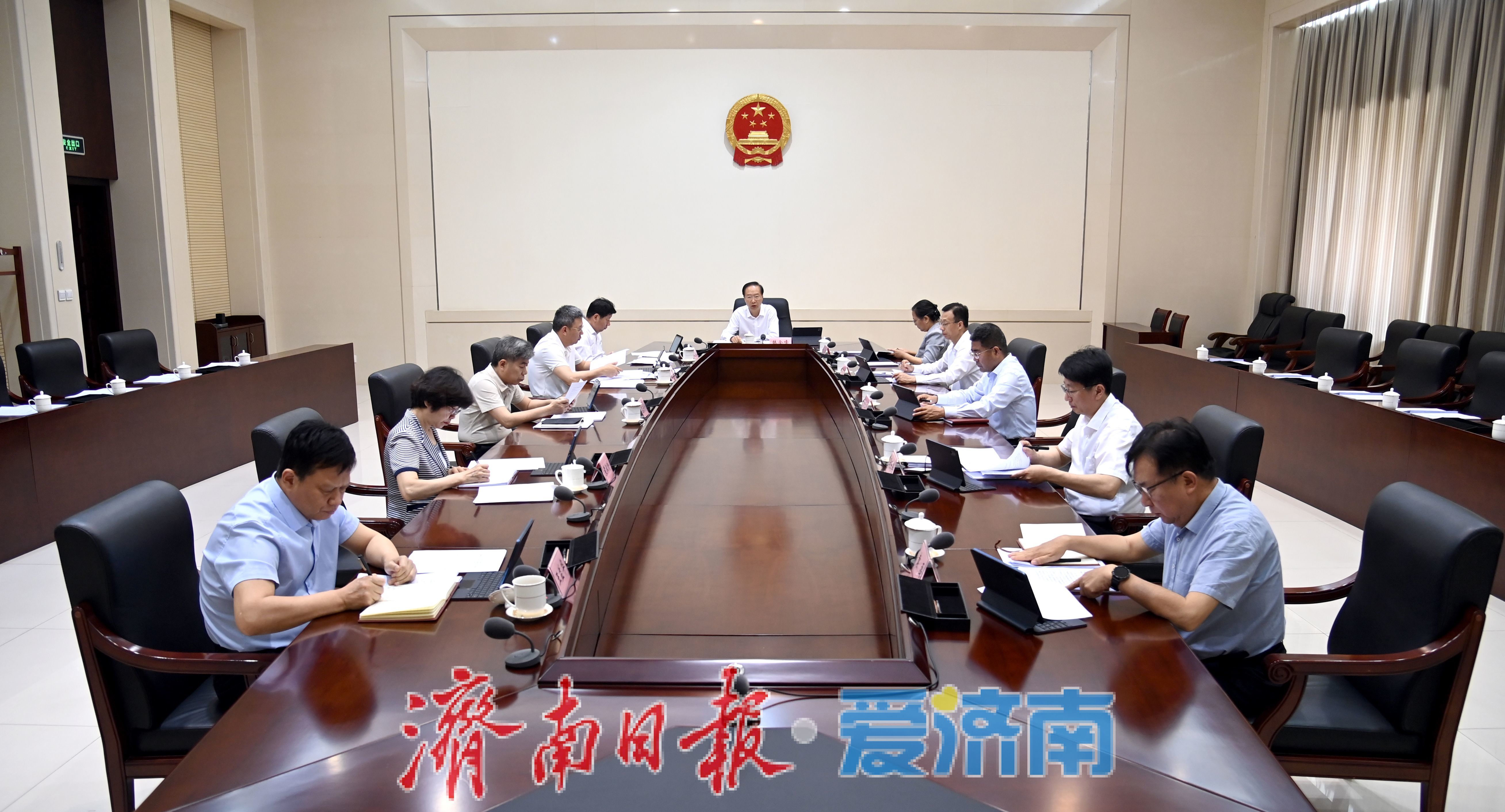 市十八届人大常委会举行第七十三次主任会议 韩金峰主持