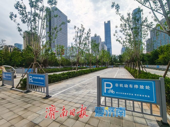 小微停车场，托起城市出行大民生