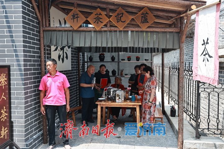 文武古韵映古巷 文旅新风醉游人