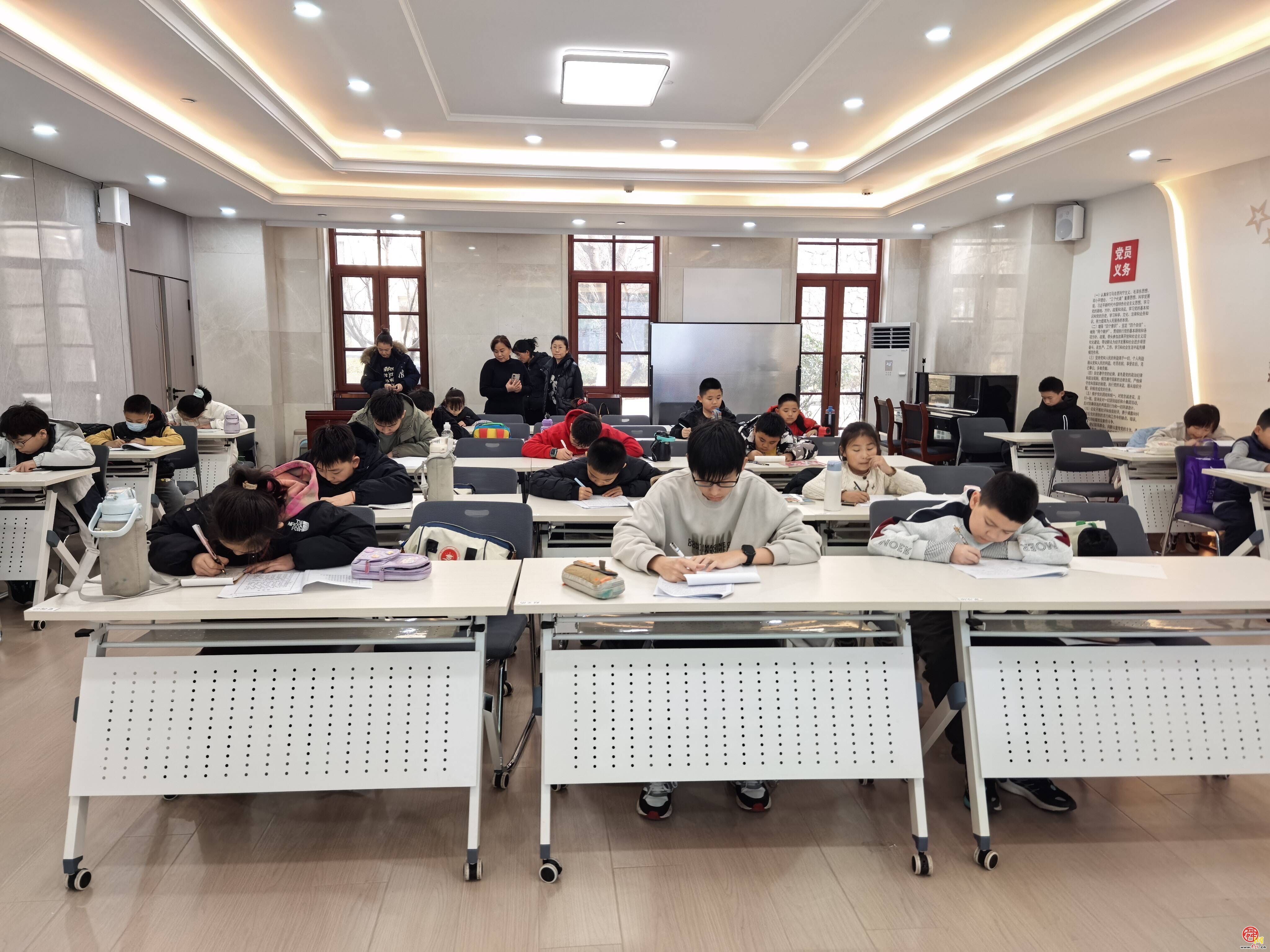 幸福来敲门｜腊山街道：聚焦一米视角 社区特色课程让孩子有了快乐童年