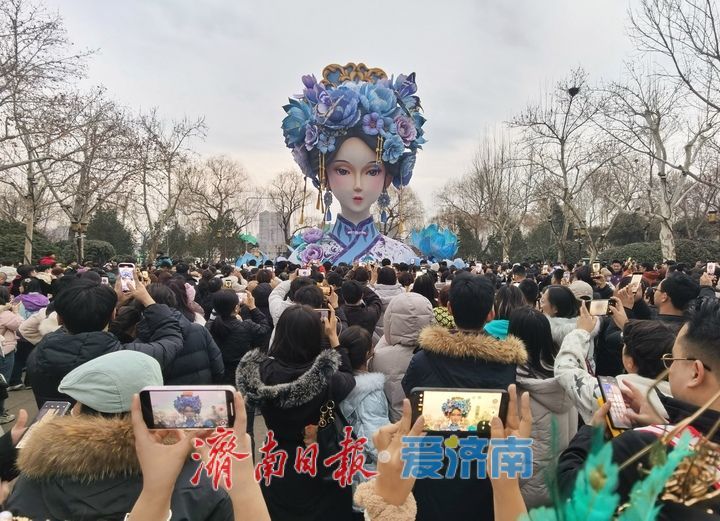 【网络中国节·元宵】“泉”在济南过大年｜“雨荷”集结，为泉城新春增添亮丽风景线