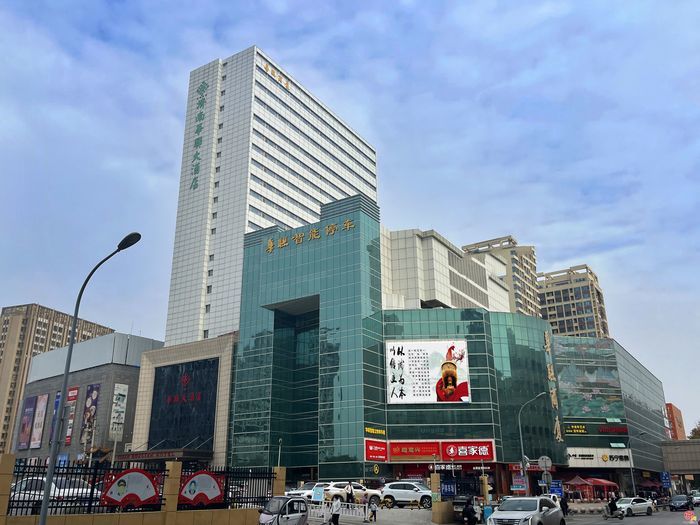 踏入西市场，方知济南味：百年商脉的变局与不变烟火