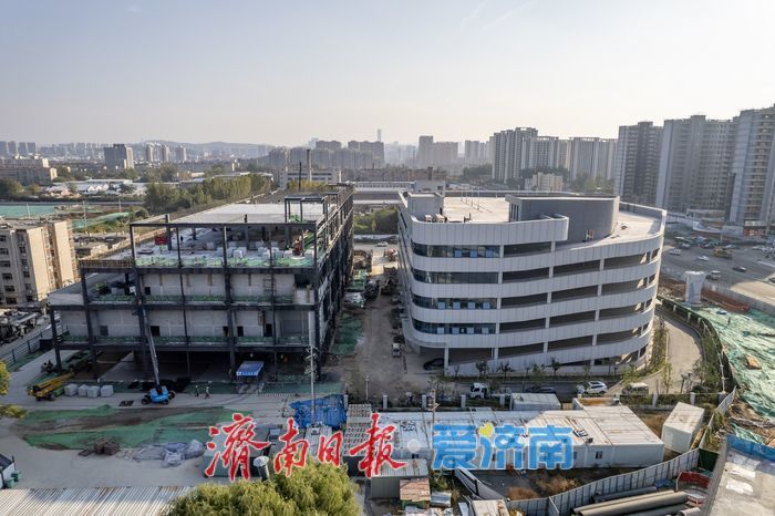 历城区优信整备中心项目建设加速推进，将与凤凰路停车场互联