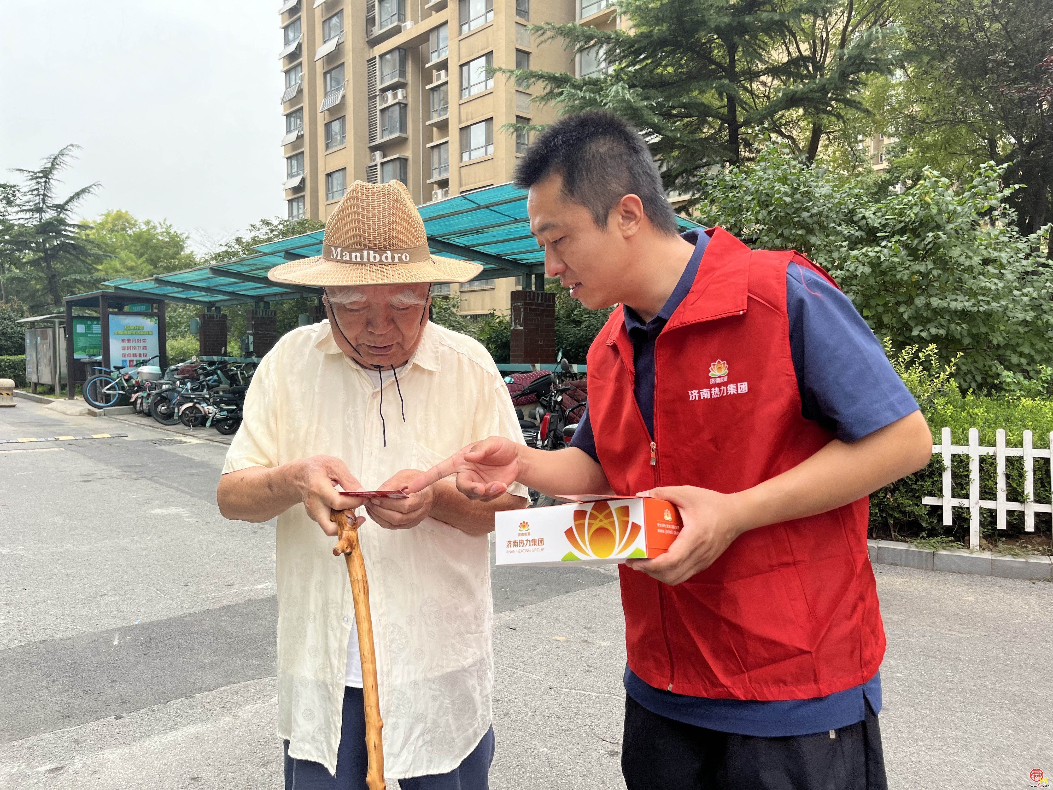 “适老化”服务中的“暖实力”——济南热力集团为“银发经济”注入温暖力量
