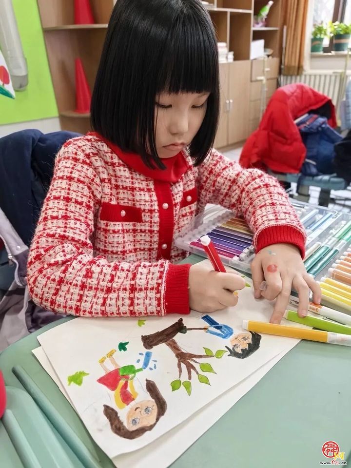 春光作序 植此新绿——济南市历下区龙奥学校植树节主题活动