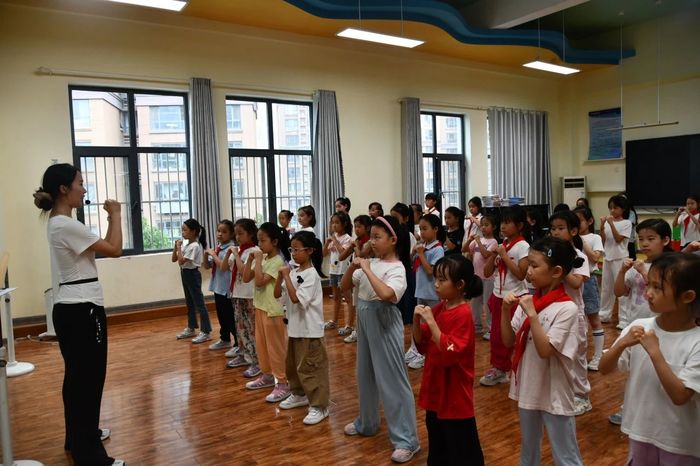 新学期，高新区奥龙小学的“自主快乐Friday课程”再度来袭