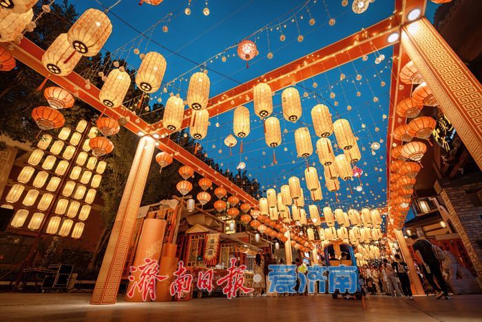 一年四季 泉在济南 