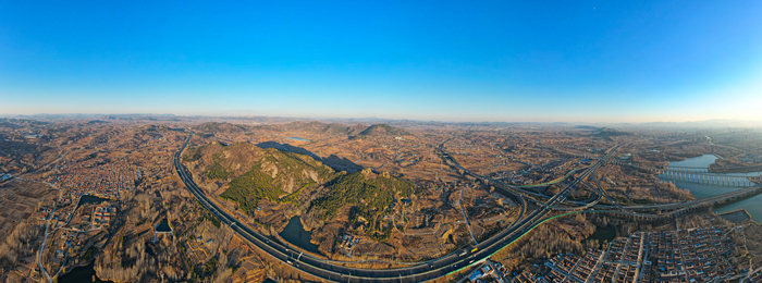 晴好冬至 映照群山