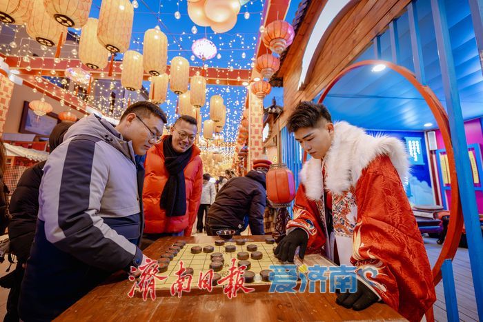 济南方特新春灯会盛大启幕 千灯映春解锁马年新春新体验