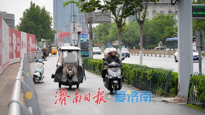 济南午后阵雨突袭降温，明日晴热天气再次“上线”