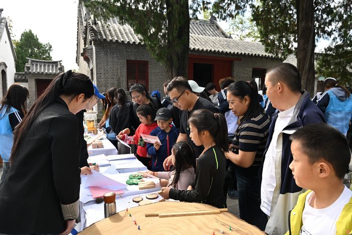 “古树济南”重阳守秋华活动暨2026年济南市“全国古树名木保护科普宣传周”启动