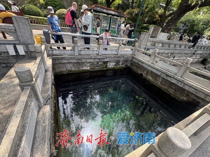 春日泉韵浓 玛瑙泉景致怡人