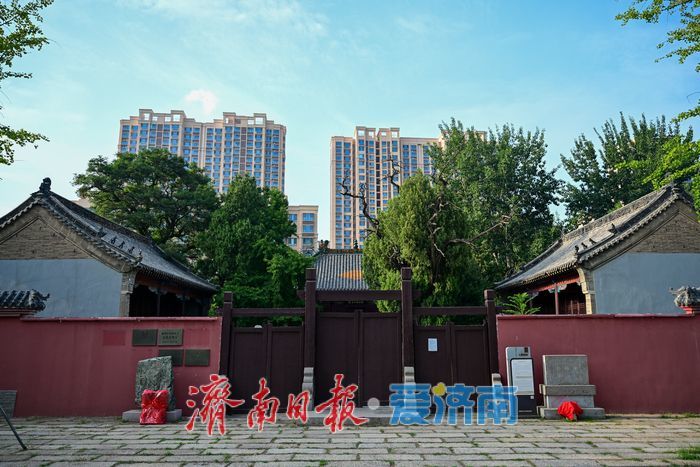 古韵兴福寺：城市西隅的宁静守望