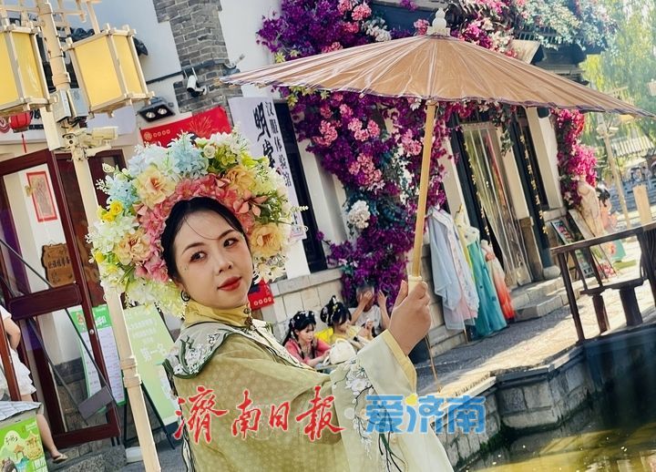 酷暑难耐，热度不减！百花洲成古装打卡胜地