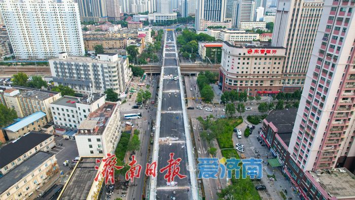 济南纬二路跨铁路天桥改造迎重要节点