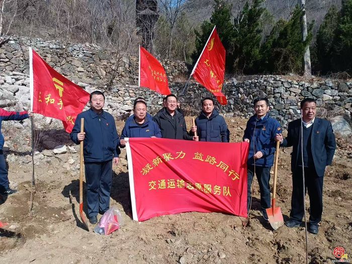 春风添新绿 植树正当时——济南公交恒通公司积极开展植树节志愿服务活动