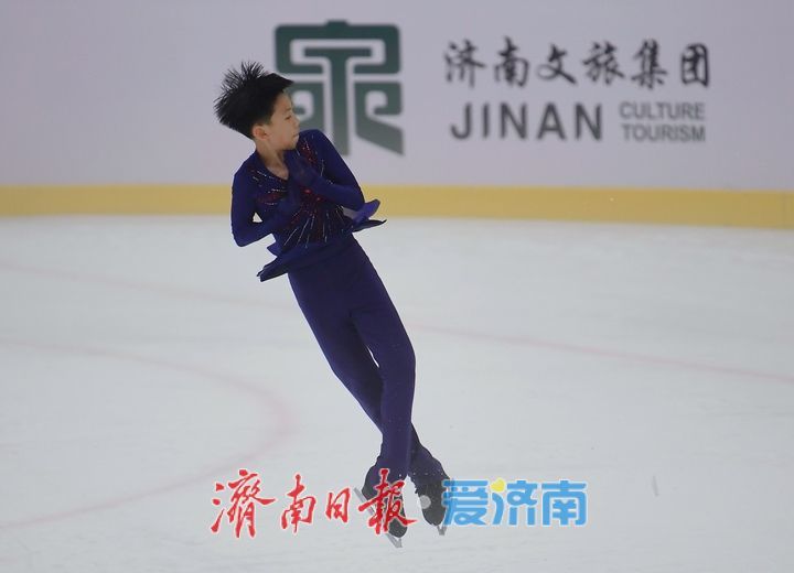 2025年中国花样滑冰俱乐部联赛济南站今日开幕