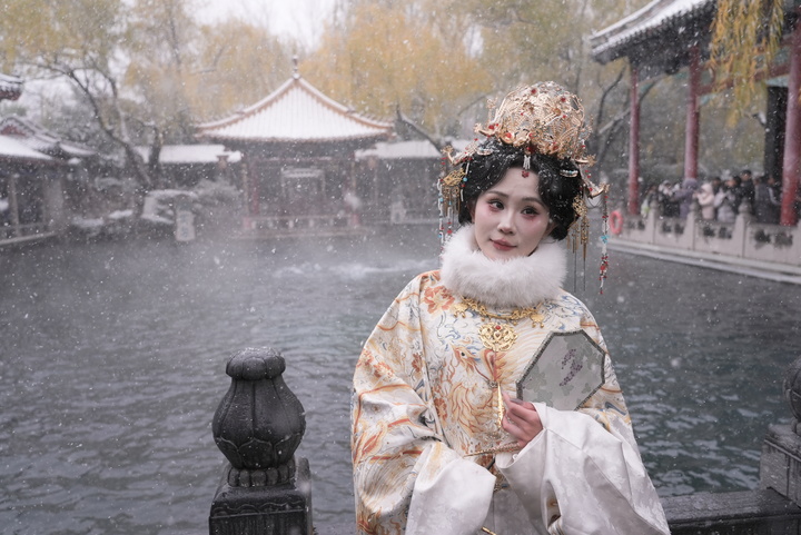 一年四季 泉在济南丨趵突泉“云雾润蒸”引客来