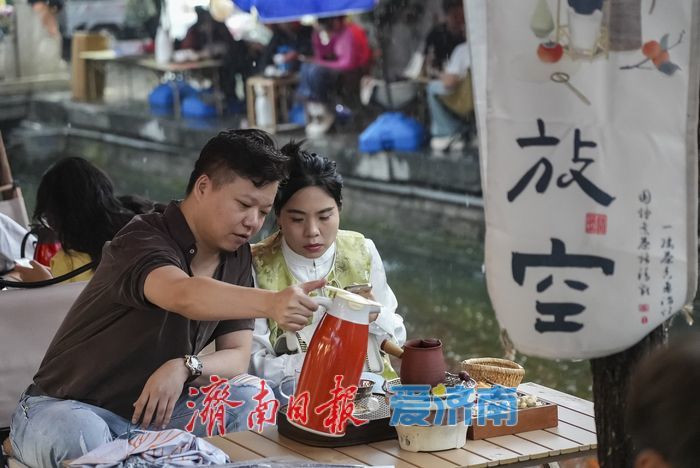 一年四季 泉在济南丨围炉煮茶，寻找泉城慢生活