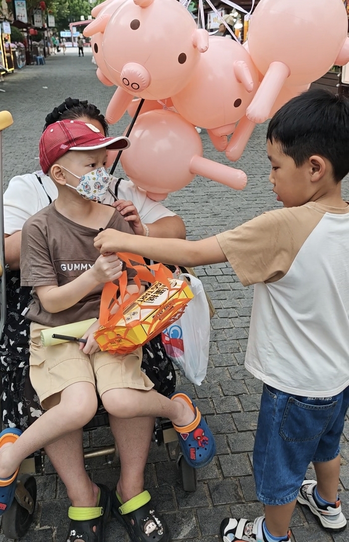 被吴克群帮助的患儿母亲：很感谢济南这座温暖的城市，希望孩子能在泉城幸福长大