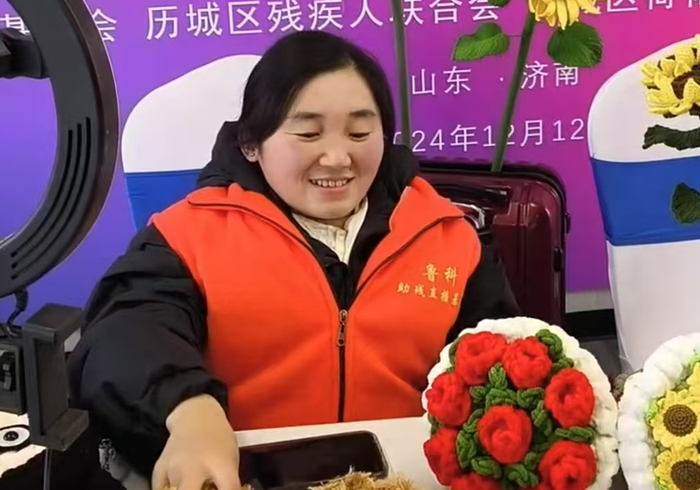 来济打拼的“瓷娃娃”妈妈，为自闭症儿子撑起一片天