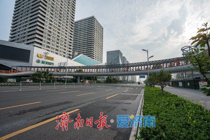 桥上看风景 地下享清凉——实施道路综合治理提升民生实事观察