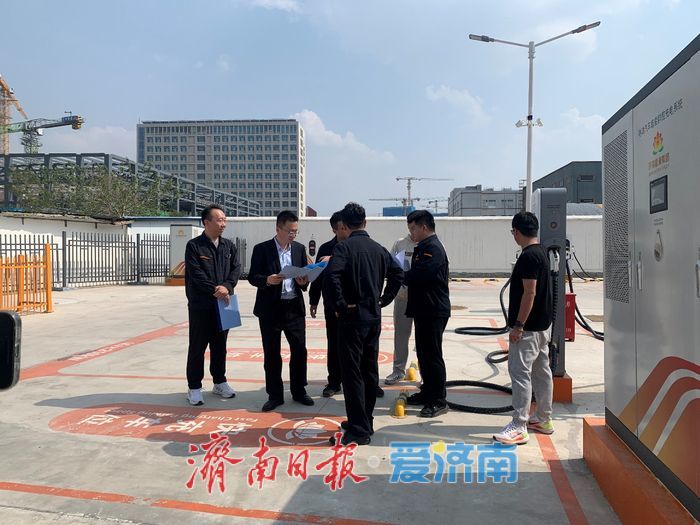 “协同攻坚”打破部门壁垒，济南充换电基础设施“遍地生花”