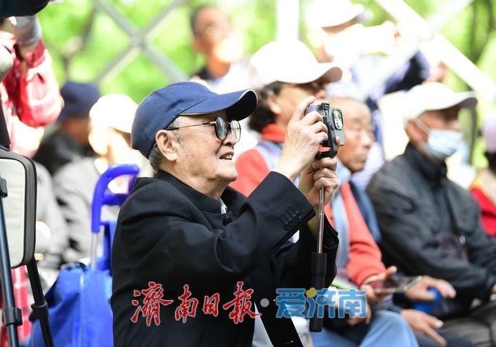 千佛山“三月三”庙会启幕，祓禊古礼引游客穿越千年