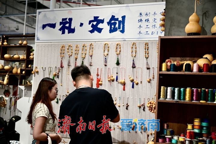 一年四季 泉在济南｜泉畔手造市集：品济南千年烟火气