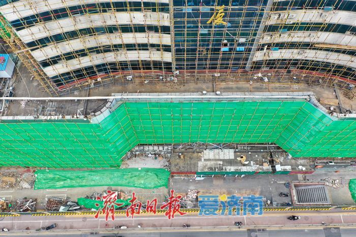 济南天龙大厦拆迁进行时，火车站南广场升级在即
