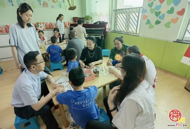 “集福泉城·粽香满明天”端午节爱心捐赠活动举行