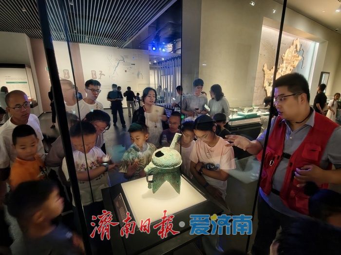 博物馆里过“六一”